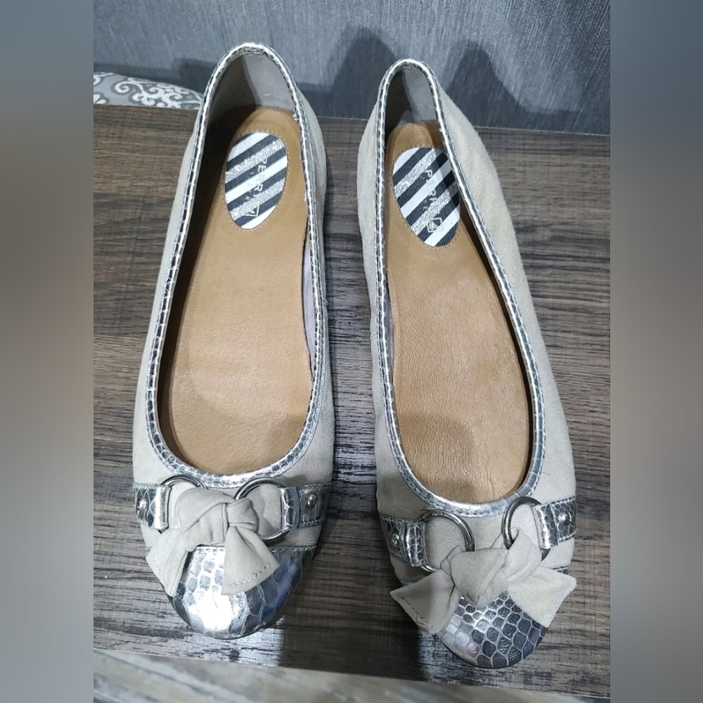 Women's Sperry flats